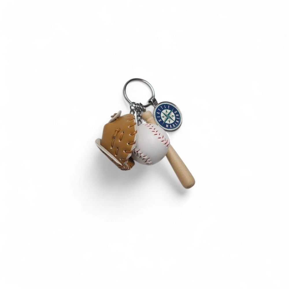 Seattle Mariners Keychain Souvenir Backpack Luggage Purse Accessory Baseball - Picture 3 of 3